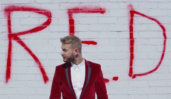 Matt Pokora annonce son nouvel album "R.E.D" (VIDEO)