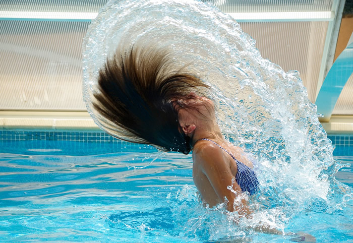 Piscine : en moyenne, un grand bassin contient 75 litres d'urine - Le  Parisien