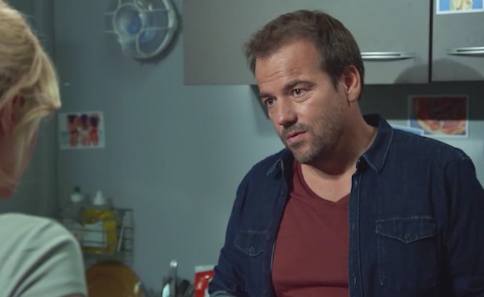 Plus belle la vie : Jean-Paul doute de Samia...