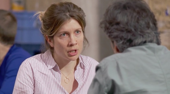 Plus belle la vie en avance : Hélène ment-elle ? (VIDEO PBLV 3584)