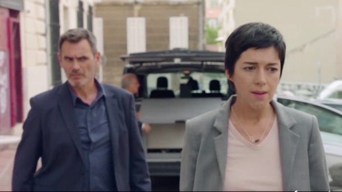 Audiences feuilletons après 20h : Scènes de Ménages leader, PBLV repasse devant "Un si grand soleil"