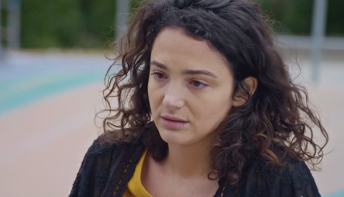 Plus belle la vie en avance : Emma et Baptiste ne peuvent plus voir Mathis (Vidéo PBLV épisode 3826)