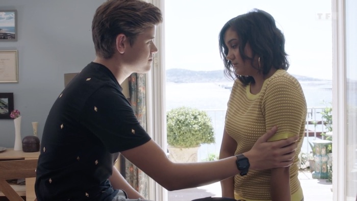 Demain nous appartient spoiler : Noor et Jules, le bisou (VIDEO)