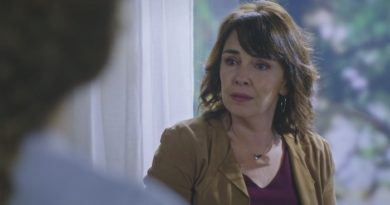 Plus belle la vie en avance : Jeanne effondrée (vidéo PBLV épisode n°4010)