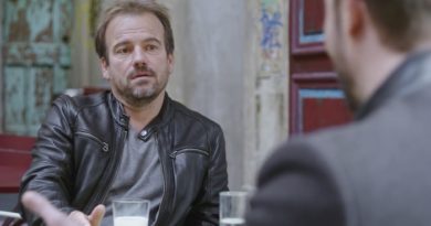 Plus belle la vie en avance : Jean-Paul amoureux de... Léa ! (vidéo PBLV épisode n°4187)