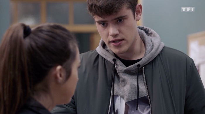 Demain nous appartient spoiler : Jules à genoux pour Charlie (VIDEO)