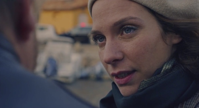 Plus belle la vie en avance : Léa déclare son amour à Jean-Paul (vidéo PBLV épisode n°4204)
