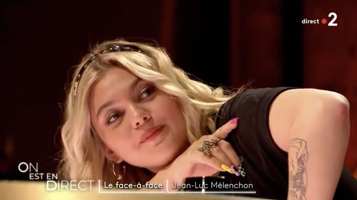 Louane rembarre Laurent Ruquier dans "On est en direct" (VIDEO)