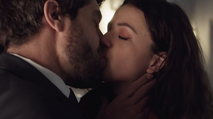 Ici tout commence spoiler : Lisandro et Anaïs s'embrassent (VIDEO)