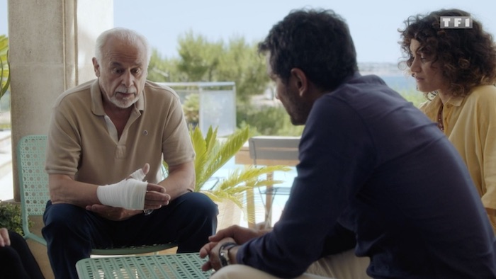 Demain nous appartient spoiler : Régis raconte l'accident à sa famille (VIDEO)