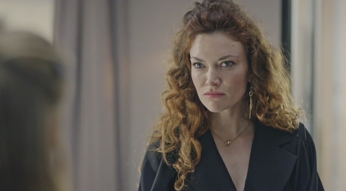 Plus belle la vie : ce soir, Laetitia tombe de haut (résumé + vidéo épisode 4357 PBLV du 31 août 2021)