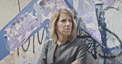 Plus belle la vie : ce soir, Barbara saute au cou d'Abdel (résumé + vidéo épisode 4408 PBLV du 10 novembre 2021)