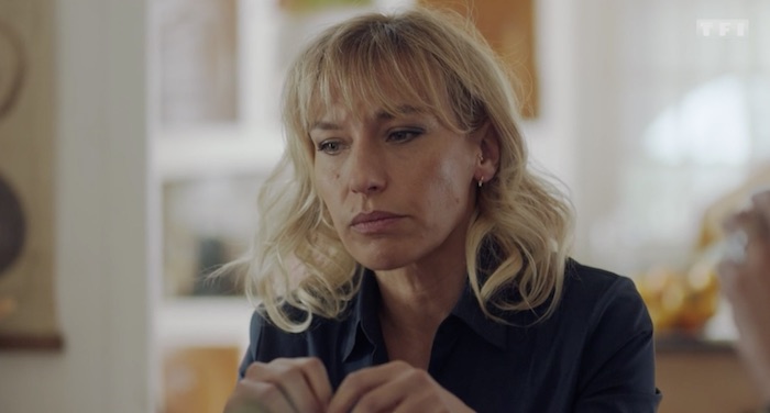 Demain nous appartient du 5 janvier : Zoé est-elle une usurpatrice ? (résumé + vidéo épisode 1094 en avance)