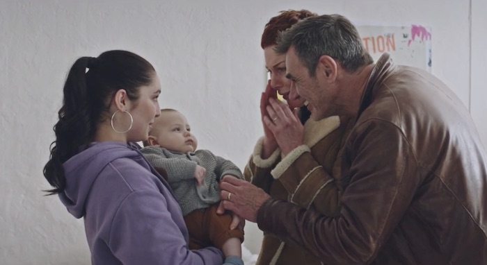 Plus belle la vie en avance : Babeth et Patrick rencontrent leur fils (vidéo PBLV épisode n°4487)