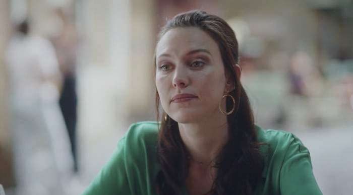 Plus belle la vie en avance : Elisa dévoile son secret à Abdel (vidéo PBLV épisode n°4559)