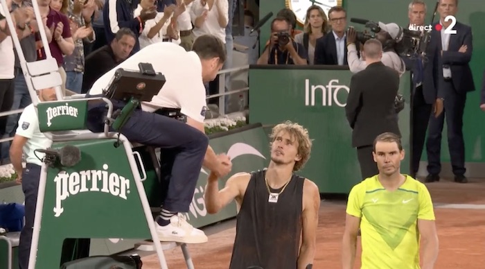 Roland Garros : abandon de Zverev sur blessure, Nadal en finale