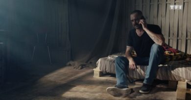 Demain nous appartient du 31 août : Sacha prêt à quitter Sète (résumé + vidéo épisode 1263 en avance)