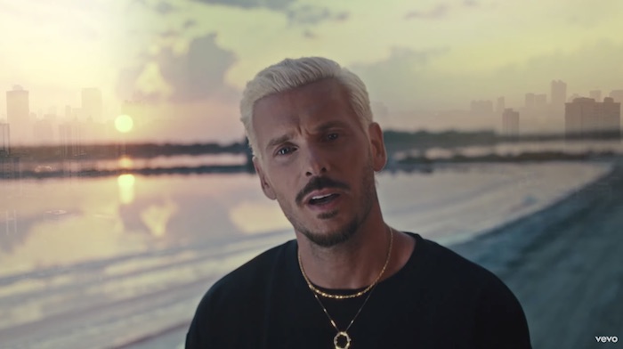 Matt Pokora : découvrez "Qui on est", son nouveau single (VIDÉO)