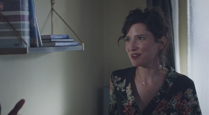 Plus belle la vie en avance : Vanessa fouille les affaires de Romain (vidéo PBLV épisode n°4601)