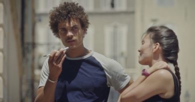 Plus belle la vie spoiler : Baptiste sauve Emma et l'embrasse (vidéo PBLV épisode n°4617)