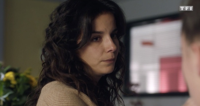 Demain nous appartient du 18 janvier : Roxane annonce son choix à Sara (résumé + vidéo épisode 1343 en avance)