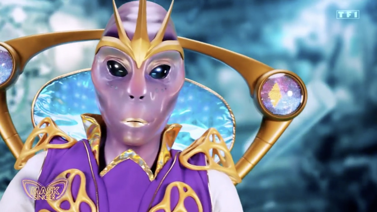 Mask Singer : quelle star est sous l'Alien ? Récap des indices et prono !