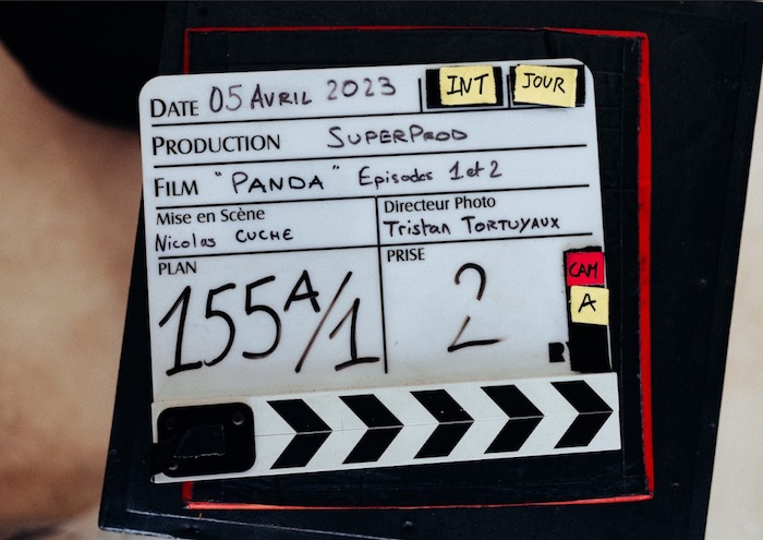 Julien Doré en tournage de la série "Panda" pour TF1