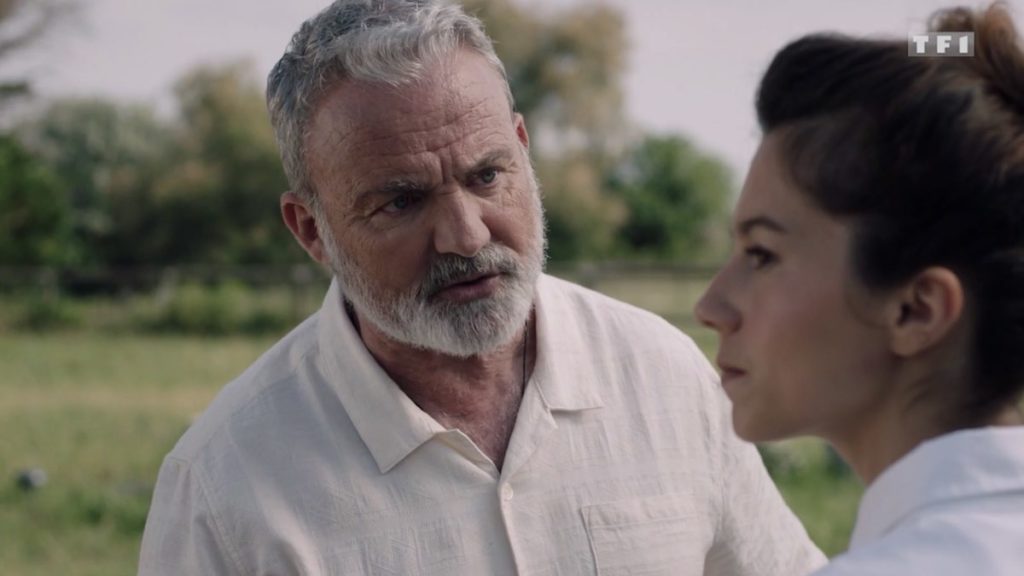 Ici tout commence spoiler : Richard menace Elodie, ils cachent quelque chose (vidéo épisode du 21 juillet)
