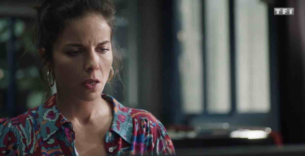 Demain nous appartient spoiler : Roxane sous le choc face à la vérité sur Adèle... (vidéo épisode du 30 octobre)