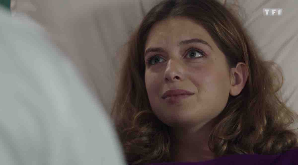 Ici tout commence spoiler : Carla anéantie, elle apprend que... (vidéo épisode du 13 décembre)