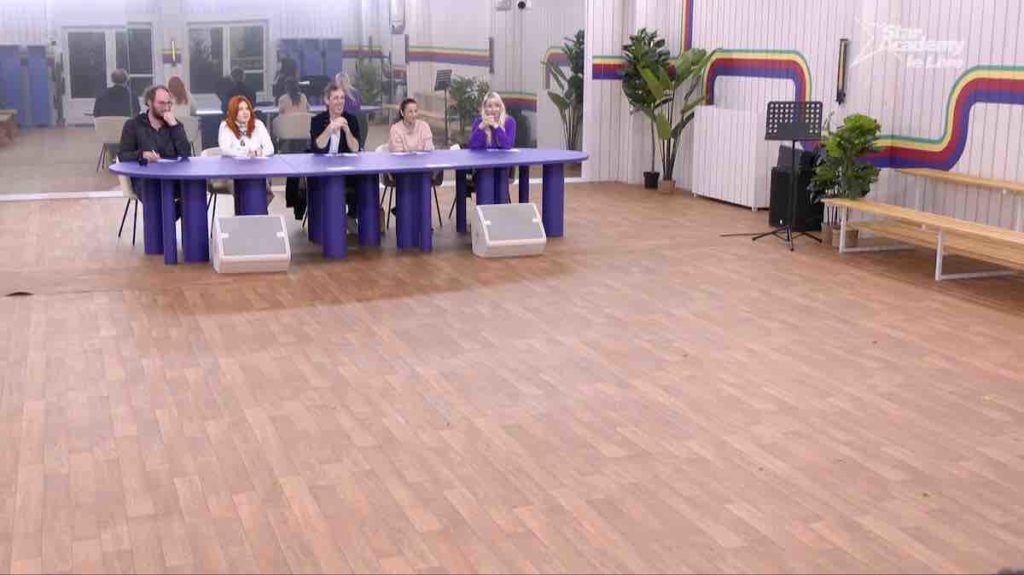 Star Academy évaluations du 4 décembre : un trio applaudi par les profs, le résumé complet