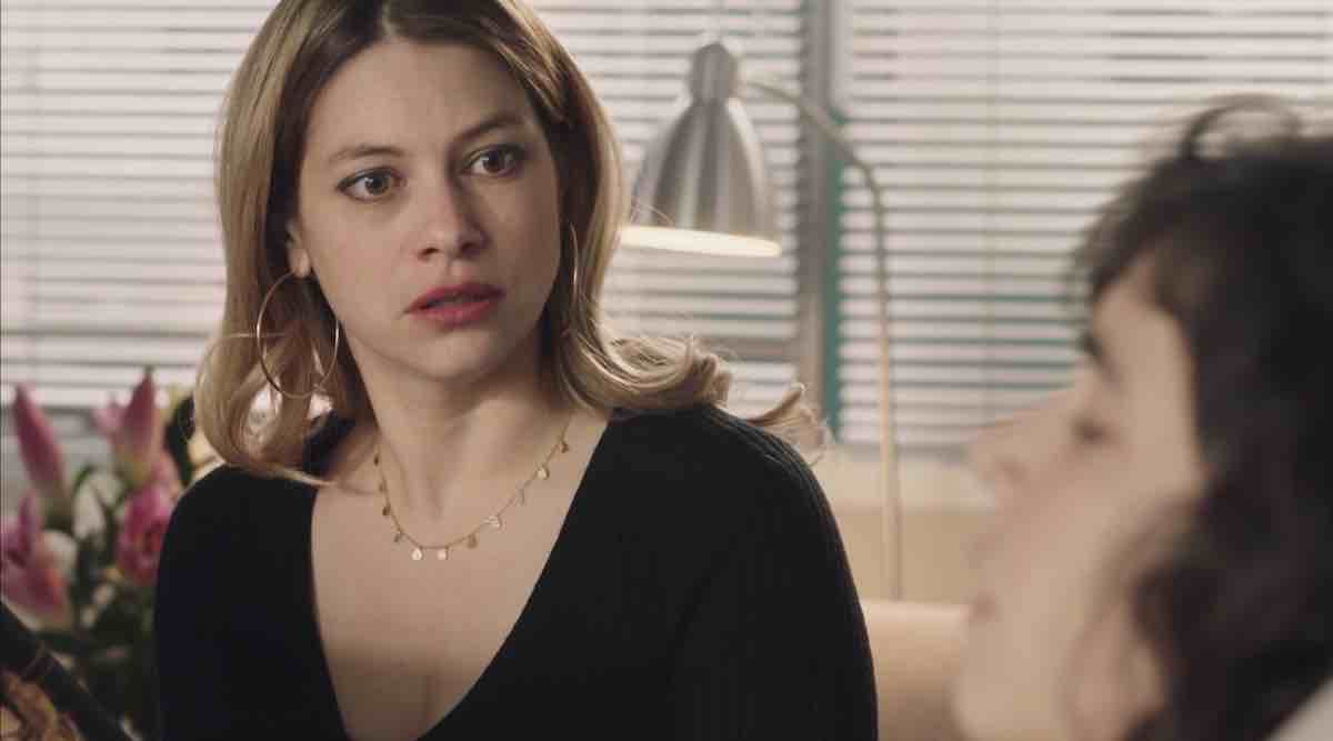 Ici tout commence spoiler : Laetitia choquée face au réveil de Maïa mais... (vidéo épisode du 31 janvier)