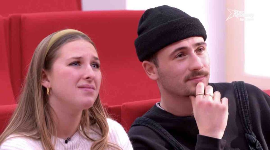 Star Academy : Pierre félicite Héléna pour son single "Aimée pour de vrai" !