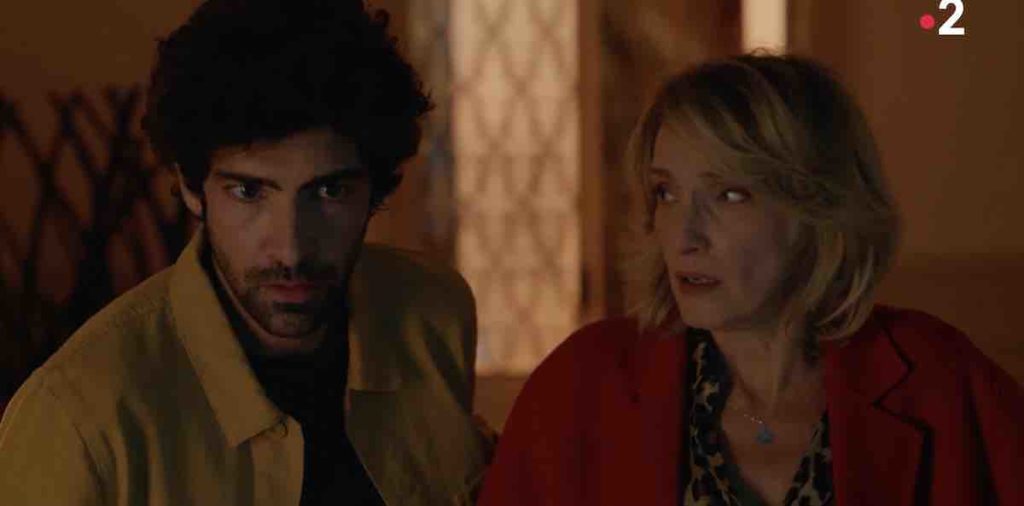 Un si grand soleil spoiler : un mort à la galerie d'Alix ! (vidéo épisode du 29 janvier 2024)