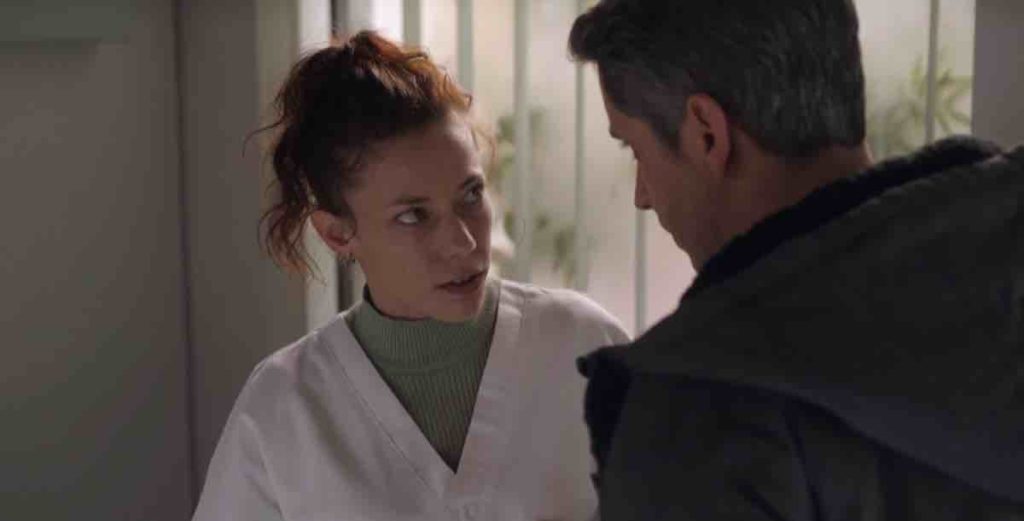 Demain nous appartient spoiler : Laure se fait surprendre entrain de... (vidéo épisode du 4 mars)