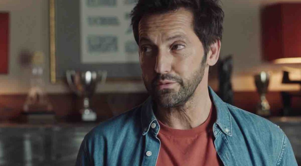 Ici tout commence spoiler : Antoine reçoit un mystérieux colis... (vidéo épisode du 13 février)