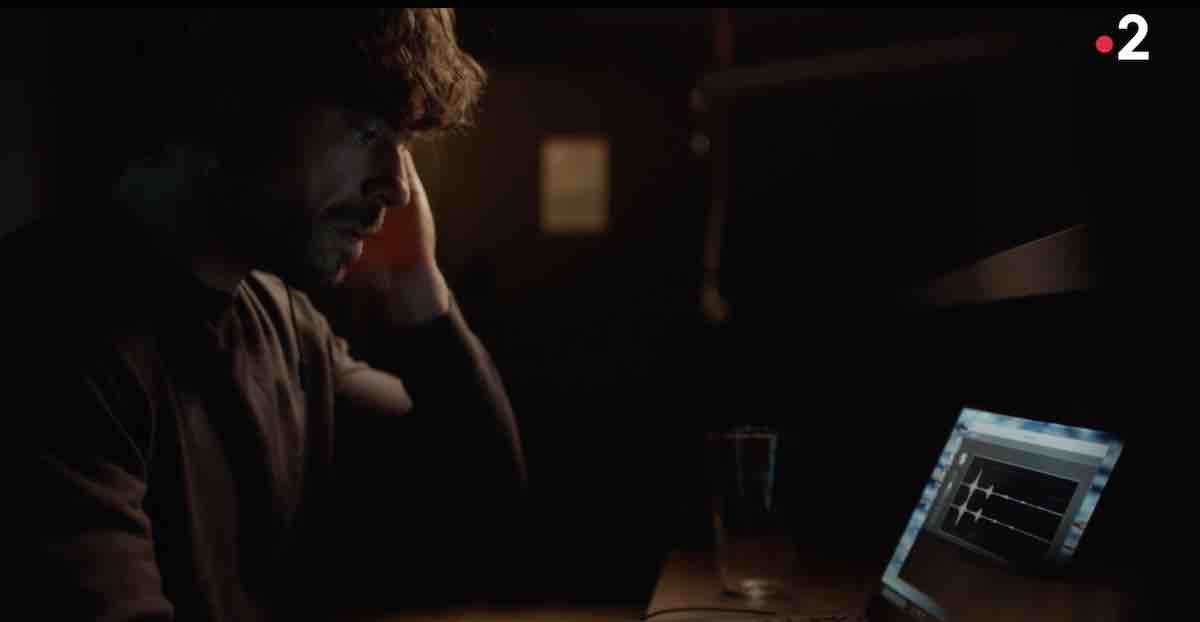 Un si grand soleil spoiler : Hélène libre, Romain prêt à s'en prendre à... (résumé épisode du 23 février 2024)