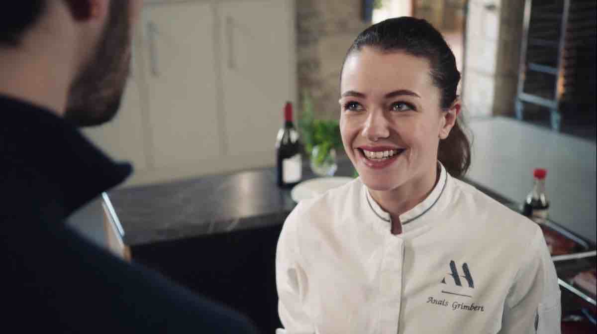 Ici tout commence spoiler : Anaïs sous le charme, elle drague... (vidéo épisode du 10 avril)