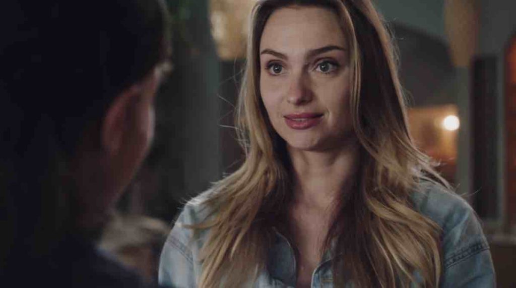 Ici tout commence spoiler : le départ de Salomé, elle fait ses adieux à l'institut (vidéo épisode du 27 mai)