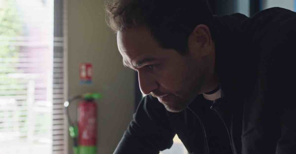 Demain nous appartient spoiler : Karim sous le choc, il découvre que... (vidéo épisode du 19 juin)