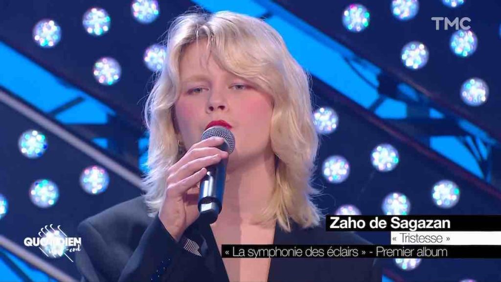 Zaho de Sagazan boycottée de Europe 1, Europe 2 et RFM ? "Cyril Hanouna n'organise pas la programmation musicale"