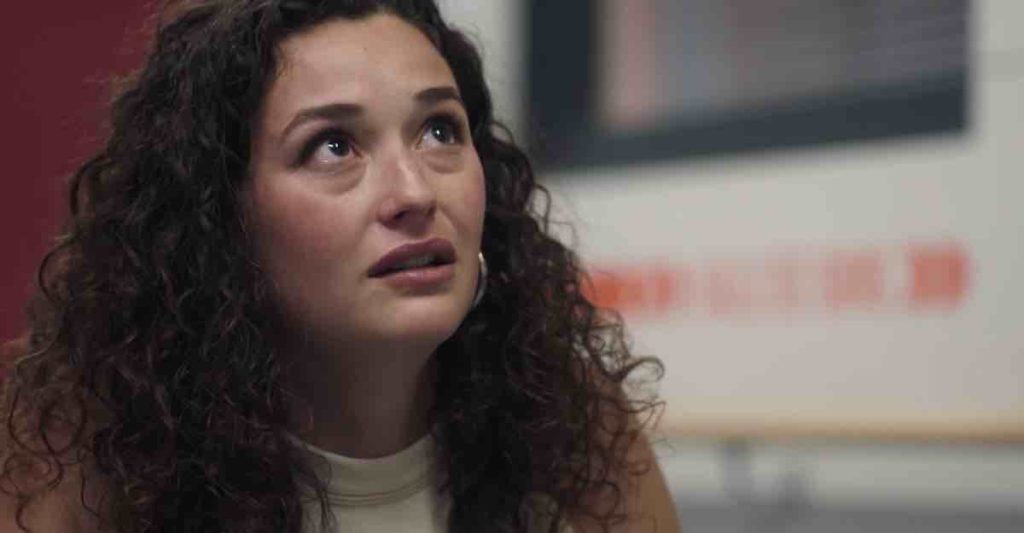 Demain Nous Appartient spoiler : Manon craque et fait un terrible aveu... (vidéo épisode du 28 août)