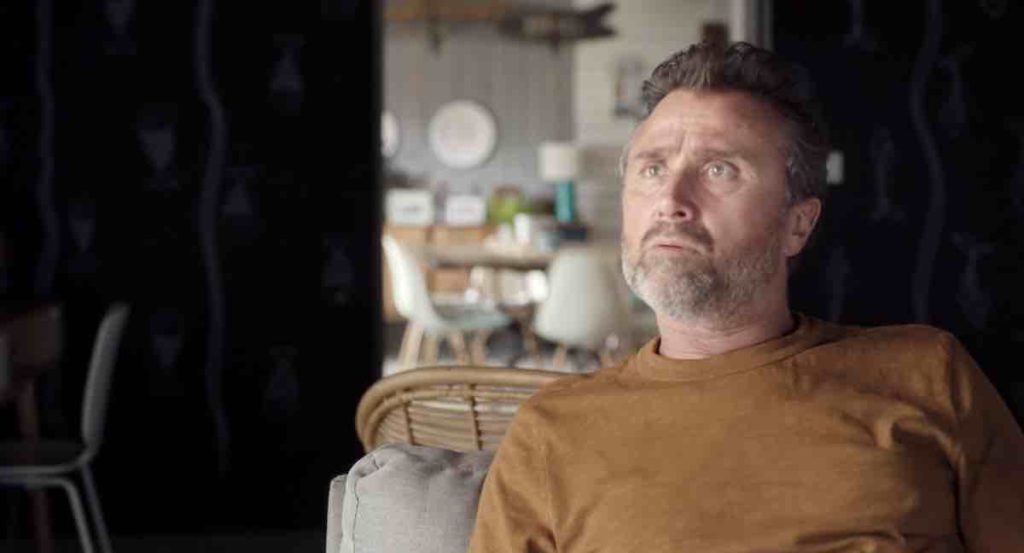 Demain Nous Appartient spoiler : Alex surpris par Chloé qui... (vidéo épisode du 1er octobre)