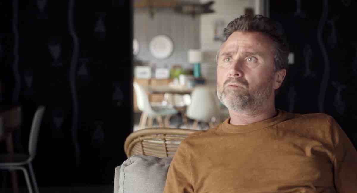Demain Nous Appartient spoiler : Alex surpris par Chloé qui... (vidéo épisode du 1er octobre)