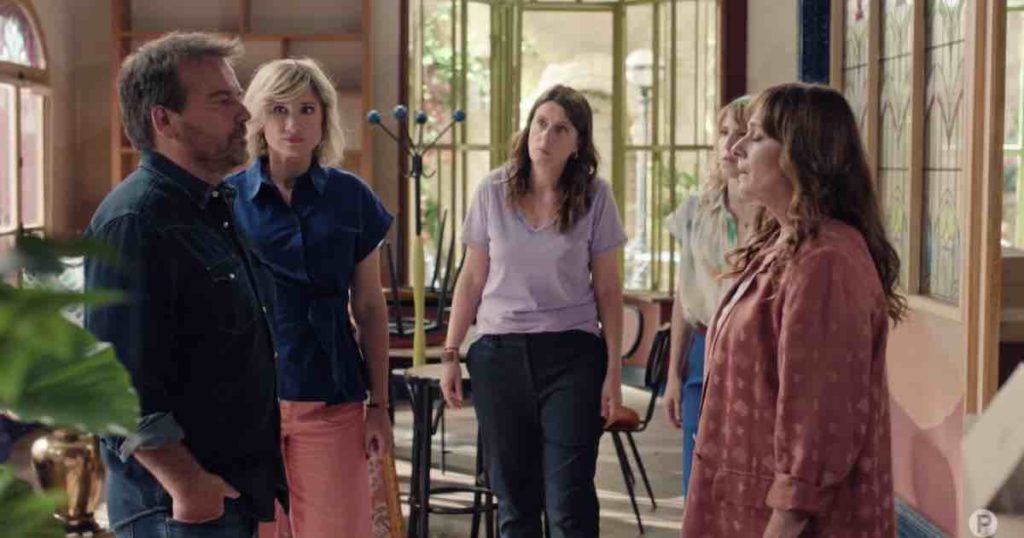 Plus Belle La Vie du 27 septembre 2024 : les filles enlèvent Vanessa, la police au Pavillon des Fleurs (résumé + extrait vidéo épisode 179 en avance)