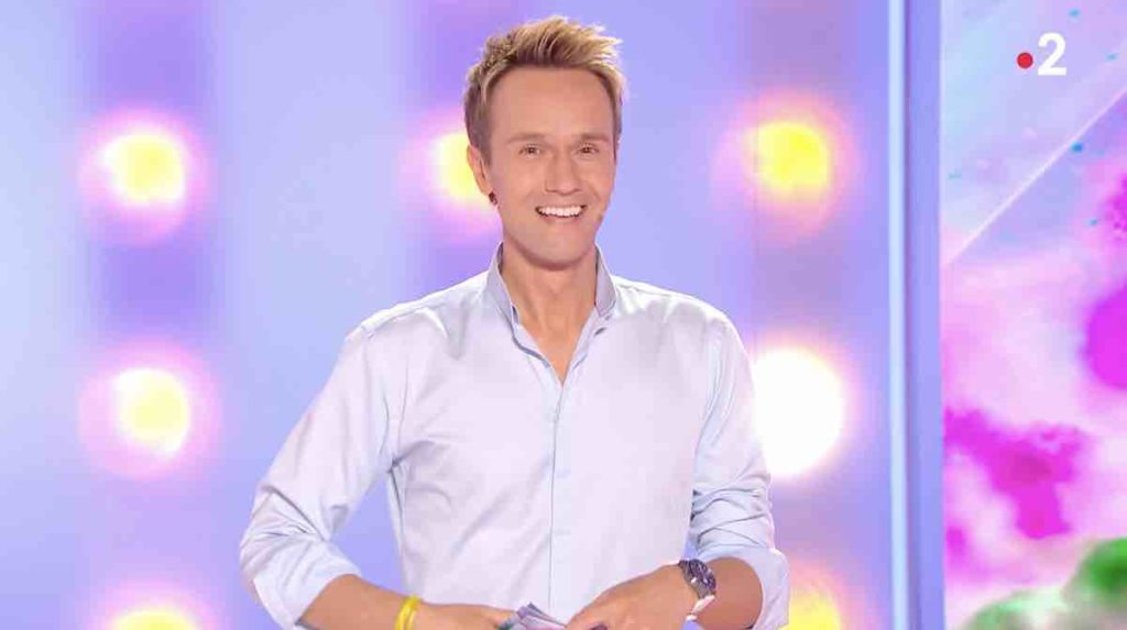 Quand Cyril Féraud félicite Emilien, le champion des 12 coups de midi !