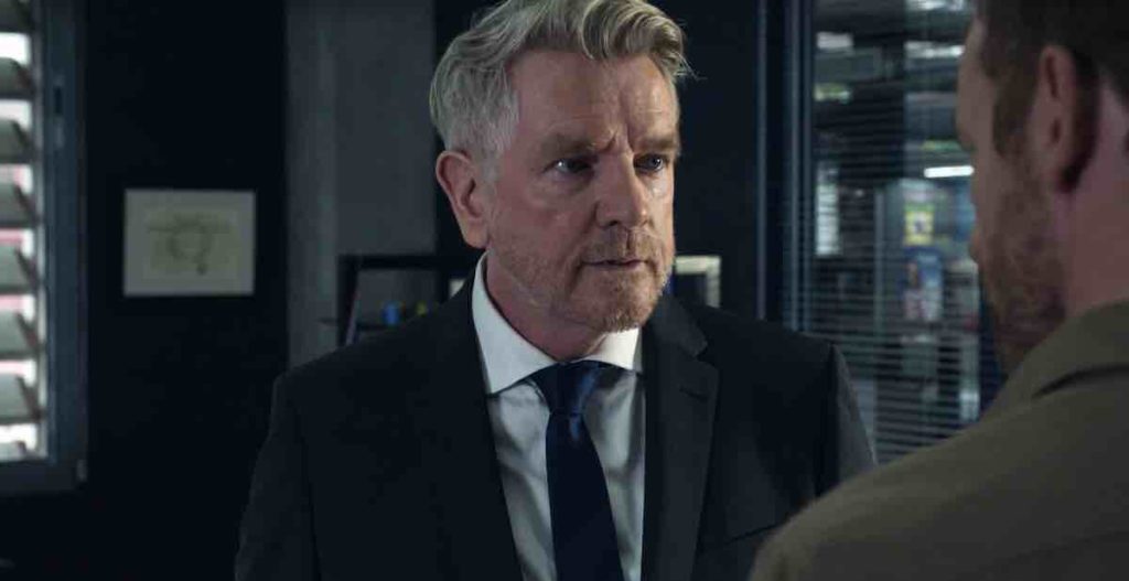 Demain Nous Appartient spoiler : Ulrich piège Roxane, le procureur prend une lourde décision (vidéo épisode du 19 novembre)