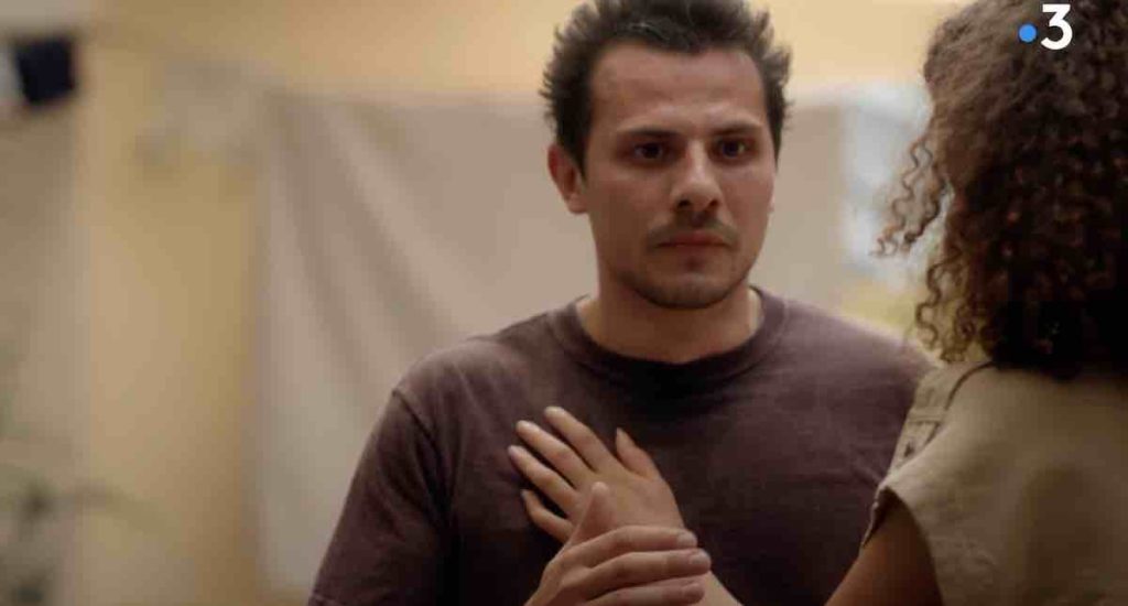 Un Si Grand Soleil spoiler : la police retrouve Curtis mort, Eliott ment à Muriel (épisode du 12 novembre 2024)