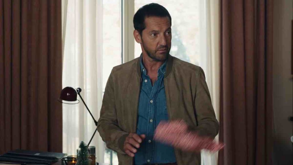 Ici Tout Commence spoiler : Antoine surpris, il reçoit un cadeau anonyme... (vidéo épisode du 26 décembre)