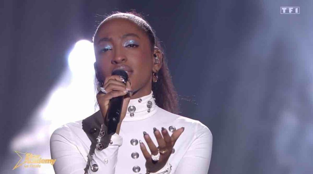 Star Academy : Ebony sort du silence après le dérapage raciste en concert à Lille